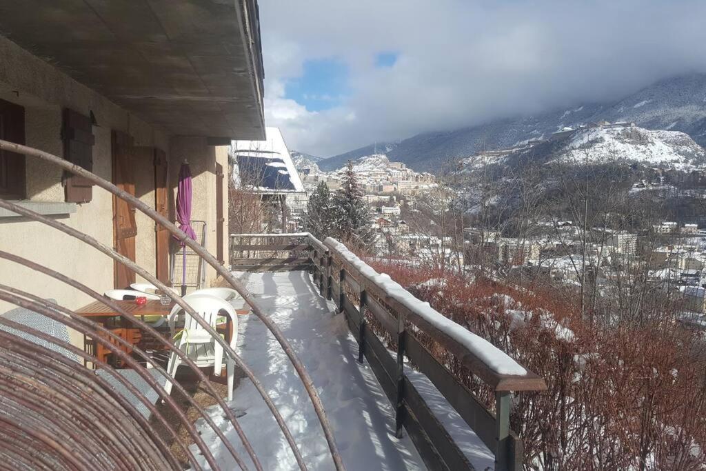 Studio Sympa Avec Terrasse , Maxi 4 Pers.Briancon Kültér fotó